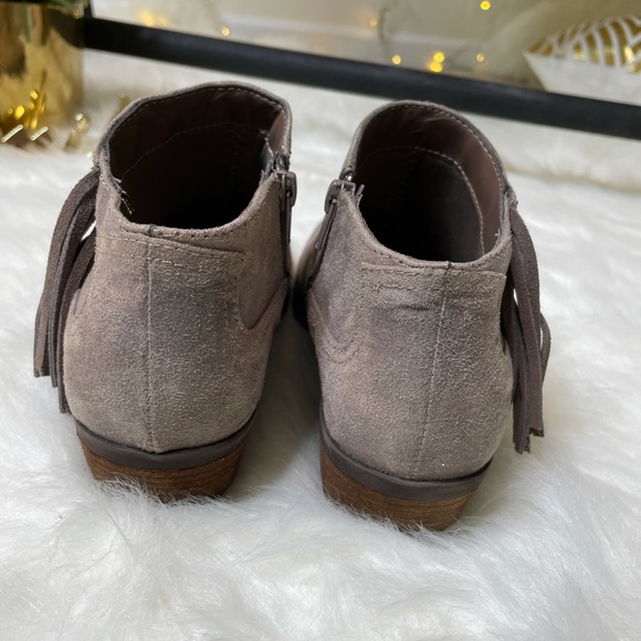 Gently used cowboy ankle booties with fringes - Picture 3 of 5